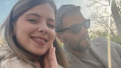 "Ako ti je tata mojih godina, ja ovo ne mogu": Glumac iz "Južnog vetra" ljubi 23 godine mlađu