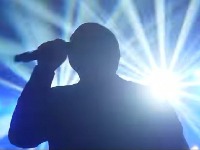 Poznati pevač otvoreno o nemaštini kroz koju je prošao: "Nisam imao od čega da kupim doručak"