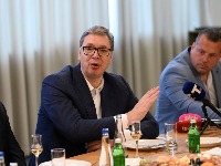 Vučić: Sutra nas čeka da odredimo cenu goriva, to će ići na realnih 250 dinara za dizel, možda i preko