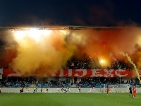 Prekid meča u Loznici između dva poluvremena! "Delije" koreografijom naterale igrače na malu pauzu 