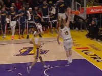 Ko bi rekao? Jokić zakucao, ekstaza na klupi Denvera (VIDEO)