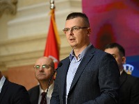 Parandilović (NLS) optužio Vučića za incidente tokom izbora, a SNS svoje protivnike