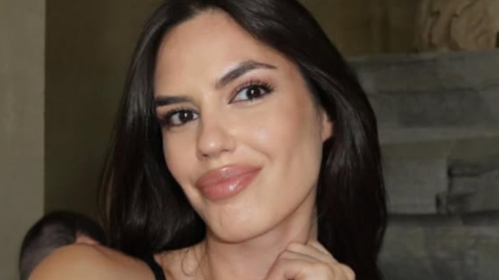 Olja Lević POZIRALA U BIKINIJU i pokazala TELO BOGINJE: Glumica na dalekoj destinaciji RASPAMETILA fanove (FOTO) 