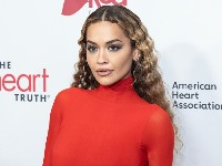 Rita Ora ISKOPIRALA Severinu? Internet gori zbog stajlinga sa žurke posle dodele Oskara (FOTO)