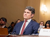 "Iran nije predstavljao neposrednu pretnju": Trampov zvaničnik podneo OSTAVKU (FOTO)