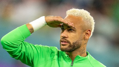 Ronaldinjo na Nejmarovoj strani: "Na jednoj nozi je bolji od većine Brazilaca"