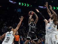 Partizan kakvog ga navijači žele: Svemogući Bonga i majstor Karlik presudili Dubaiju (VIDEO)