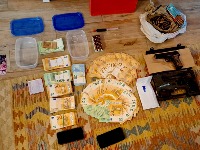 VELIKA AKCIJA POLICIJE! Razbijen narko kartel iz Srbije: Radili i krili se u ČETIRI države, otkrivena GOMILA droge, oružja, vozila!