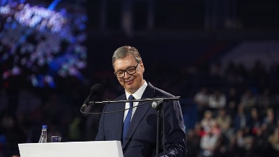 Vatrometom završen miting SNS "Srbija naša porodica" (FOTO)