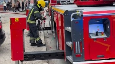 Buknuo požar u Novom Sadu: Evo šta je gorelo (VIDEO)