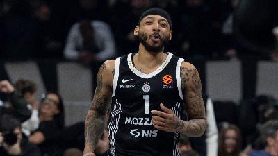 OTKRIVAMO: Ostoja Mijailović nije hteo Karlika u Partizanu, a sad njime maže oči navijačima!