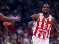 Izundu porukom oduševio sve: Pa, valjda sam Srbin