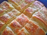 HERCEGOVAČKA ČAROLIJA IZ RERNE! Lisnata pogača koja se topi u ustima