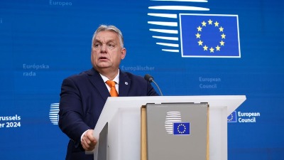 FRANCUZI PIŠU: Orbanova politika dovela Mađarsku u ćorsokak