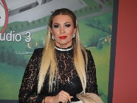 Ispovest Olje Karleuše o borbi s bolešću: "Mama, je li tačno da ćeš da umreš?"