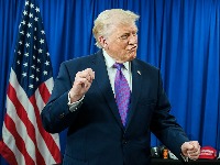 Tramp: Iran dozvolio prolaz 10 naftnih tankera kroz Ormuski moreuz, to je veliki poklon