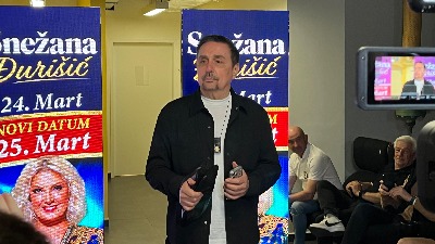 Keba iznenadio Snežanu Đurišić pred koncert: Neočekivani poklon koji je sve nasmejao