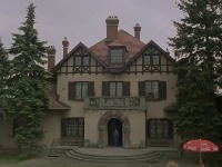 OVO JE NAJSLAVNIJA VILA SRPSKE KINEMATOGRAFIJE: Scena iz Žikine dinastije nastala je baš ovde