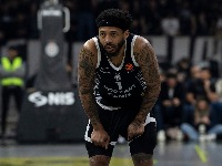 Karlikov agent povezao pleja sa Zvezdom, Džons mu odgovorio: Fali mu malo šrafova u glavi