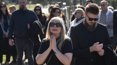 "SLOMI SE KAD GOD ODE NA NJEGOV GROB": Ispovest Suzane Jovanović o Saši i ćerki koja KIDA DUŠU 