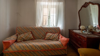 OVE 4 stvari u kući TERAJU NOVAC OD VAS: Ako ih imate, besparica vam ne gine 