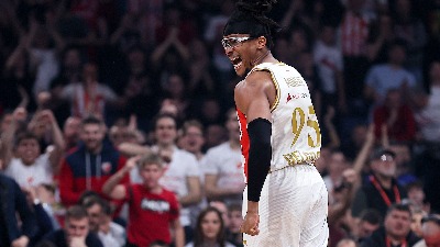 Moneke pred Asvel ne krije napetost: "Strašno sam nervozan i proveravam rezultate svaki put kada mogu"