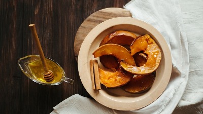 PRIRODNI ELIXIR ZDRAVLJA: Mešavina cimeta i meda rešava kilograme, alergije i probleme sa stomakom