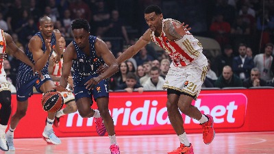 Bura na Malom Kalemegdanu: Žena Džoela Bolomboja žestoko udarila na Obradovića, pa obrisala objavu (FOTO)