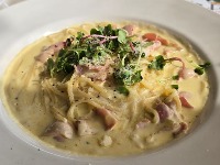 Brza testenina sa slaninom i pavlakom: Gotova za pola sata i savršena za toplije dane