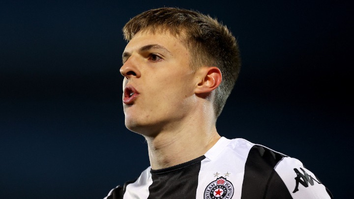 SAZNAJEMO Novi detalji oko Kostićevog transfera - Partizanu još manje para!