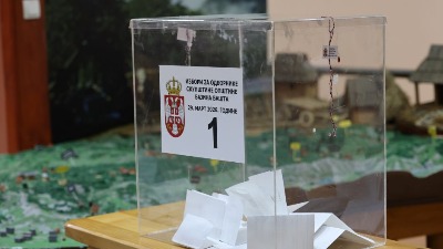 Šta su pokazali lokalni izbori: Vlast upozorena, opozicija potisnuta, studenti u usponu