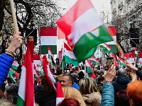 PODGREJANI GULAŠ Otkud je Budim(pešta) naš TRADICIONALNI prijatelj?