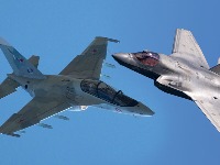 Vazdušni DVOBOJ iznad Teherana: Izraelski F-35 oborio iranski borbeni avion