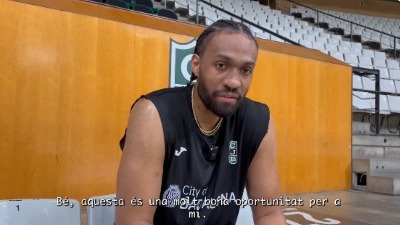 Žestoka poruka Džabarija Parkera: Dosta influensera na terenu!