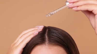 Serum za skalp ne deluje? Ekspert za kosu objašnjava kako pravilno naneti proizvod