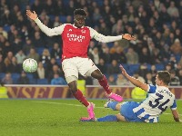 Siti daruje i šakom i kapom - Arsenal otišao na PLUS SEDAM