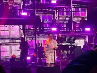 "Počeo koncert Marije Šerifović u Sava centru! Sve detalje pratite na portalu direktno.rs