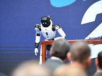 Vučić: Imaćemo prvu fabriku za izradu humanoidnih robota u našoj zemlji