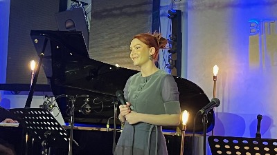 Težak trenutak za porodicu Hadžimanov: Marta na nastupu nosila haljinu svoje pokojne bake Senke