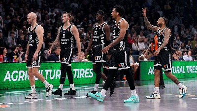Ništa od pobede za Duleta, kraj crno-bele serije: Partizan briljirao u Istanbulu, pa sve prosuo u poslednjoj deonici i produžetku