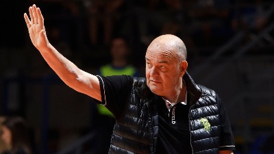 (FOTO) Dosad neviđena fotografija Duška Vujoševića: Evo kako je izgledao u studentskim danima