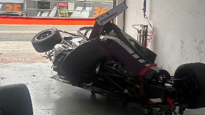 Snimak iz samog bolida: Srbina su centimetri delili od tragedije na stazi (VIDEO)