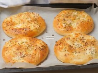 Punjene lepinje koje mame mirisom iz rerne: Recept koji uspeva svaki put