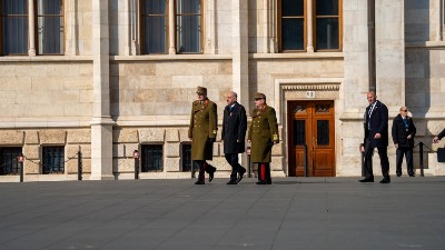 Mađar postavio ultimatum, Šujok ga odbio - sledi politički sudar