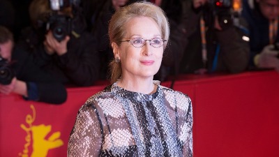 Ukleti roman konačno ekranizovan: Meril Strip u Netflix drami koja menja sve