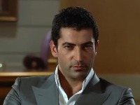 ŽENE U SRBIJI SU LUDELE ZA NJIM! Kenan İmirzalıoğlu ne stari, pratile ga afere i glasine, a danas živi daleko od reflektora
