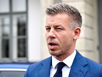 NEVIDLJIVA KOČNICA ZA MAĐARA: Orbanovi kadrovi duboko ukorenjeni u pravosuđu, bankama i bezbednosti