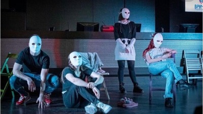 Poslednja prilika da se čuje ono što se retko govori: „Propuštena šansa“ zatvara krug na sceni Malog pozorišta "Duško Radović"