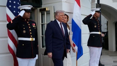 RATNA RETORIKA ILI GUBITAK KONTROLE? Trampove poruke izazvale globalni alarm