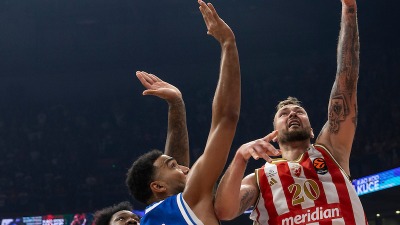 Zvezda bez iskusnog igrača otišla na meč sezone: Da li Obradović uopšte računa na njega?